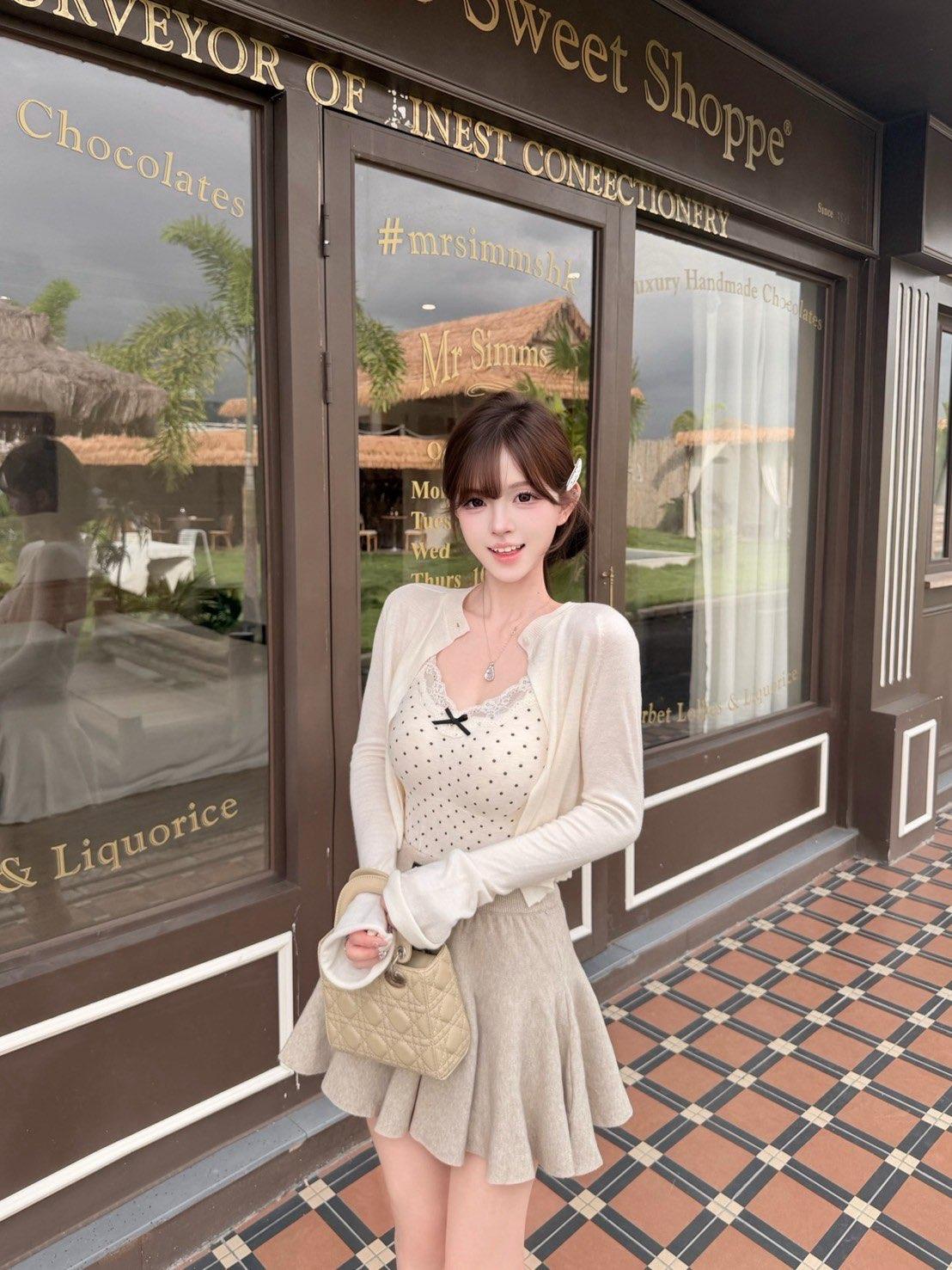 LINE_ALBUM_2026918_260918_109-min