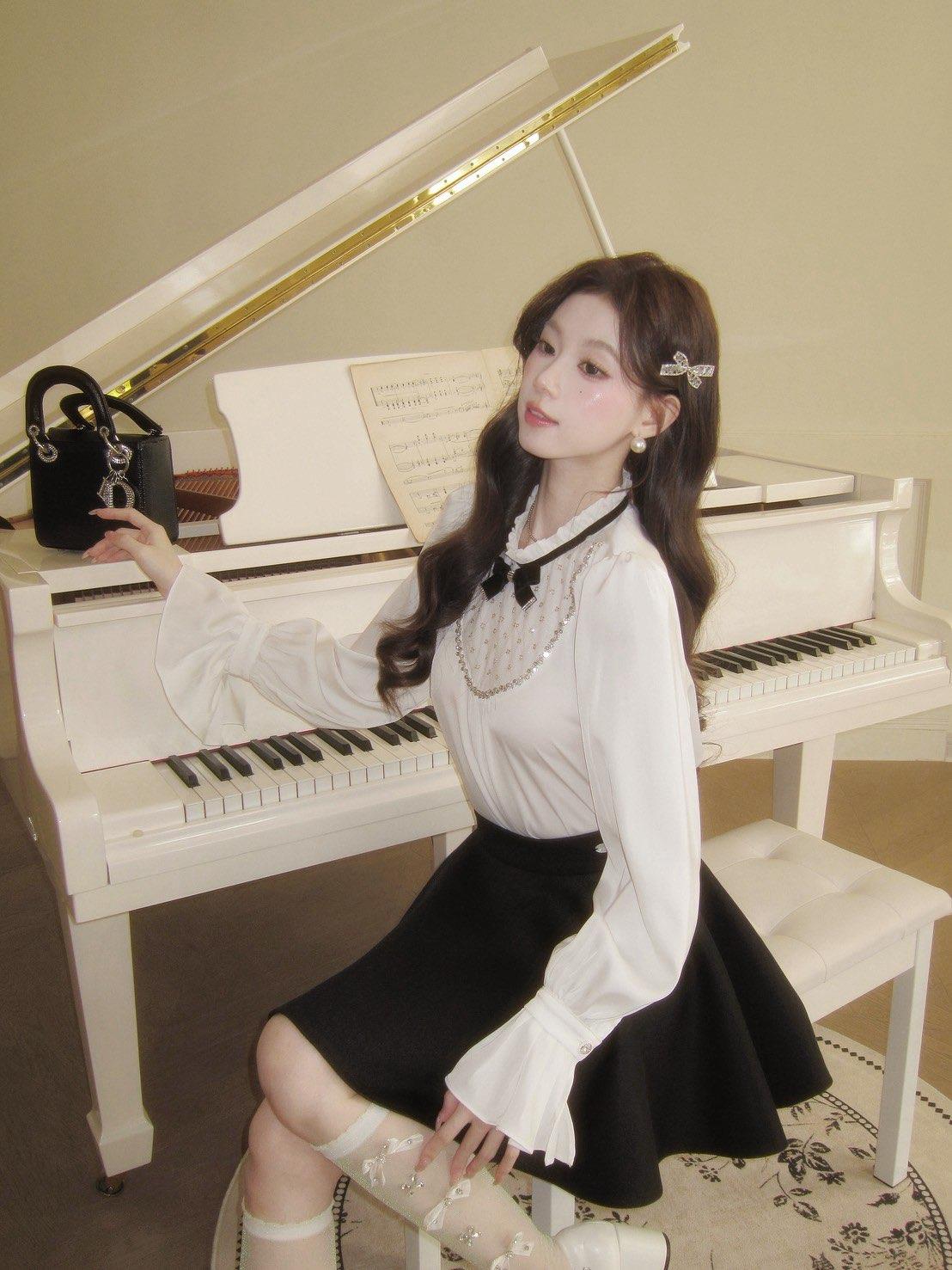 LINE_ALBUM_2026918_260918_154-min