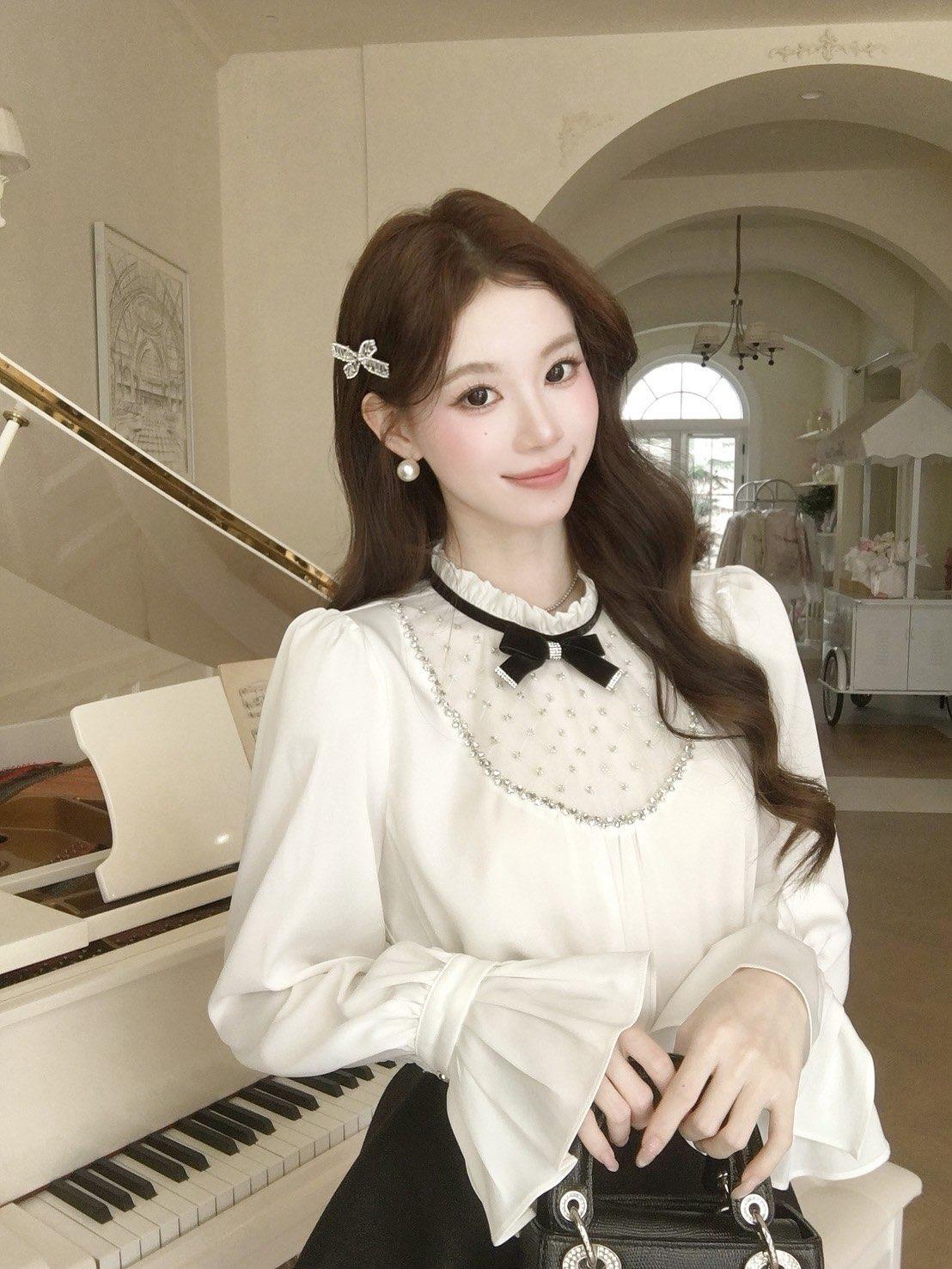 LINE_ALBUM_2026918_260918_158-min