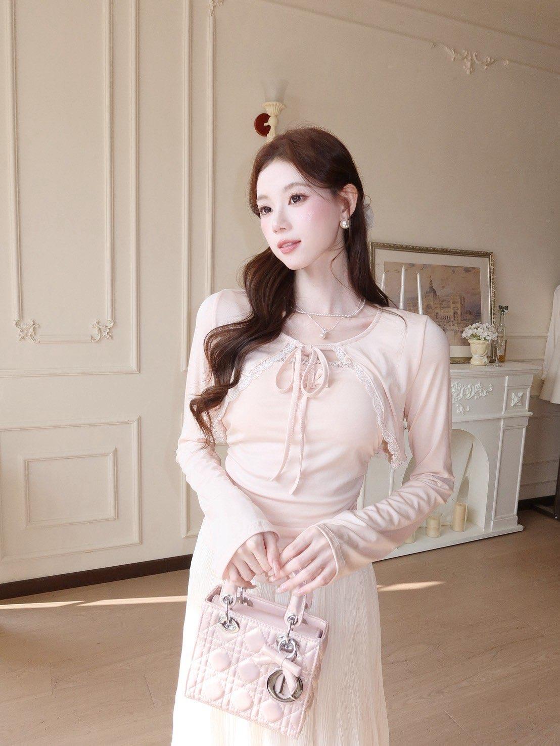 LINE_ALBUM_2026918_260918_21-min