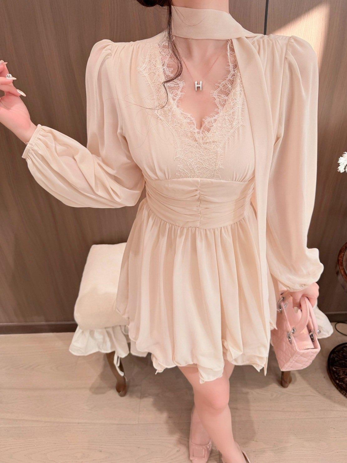 LINE_ALBUM_2026918_260918_70-min